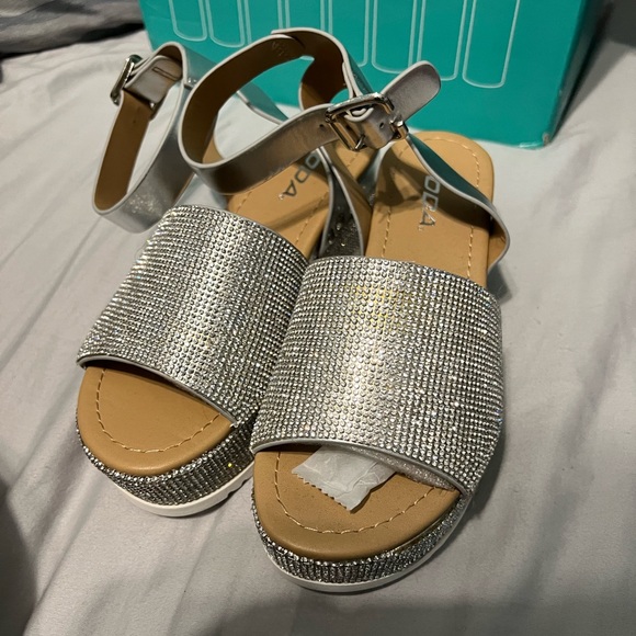 Rhinestone sparkly platform sandals - Picture 3 of 6